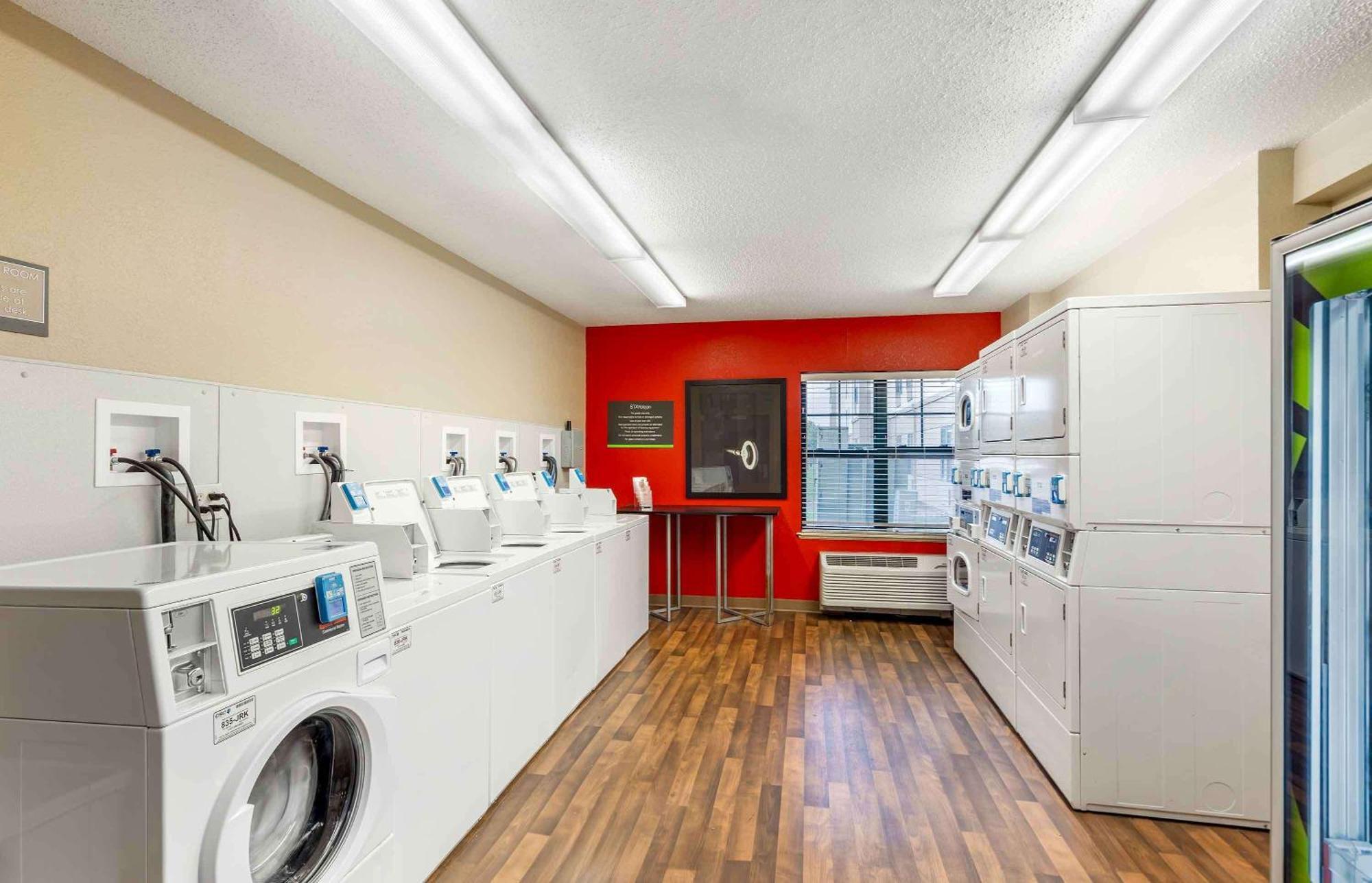 Extended Stay America Select Suites - Chicago - Naperville - West Eksteriør bilde